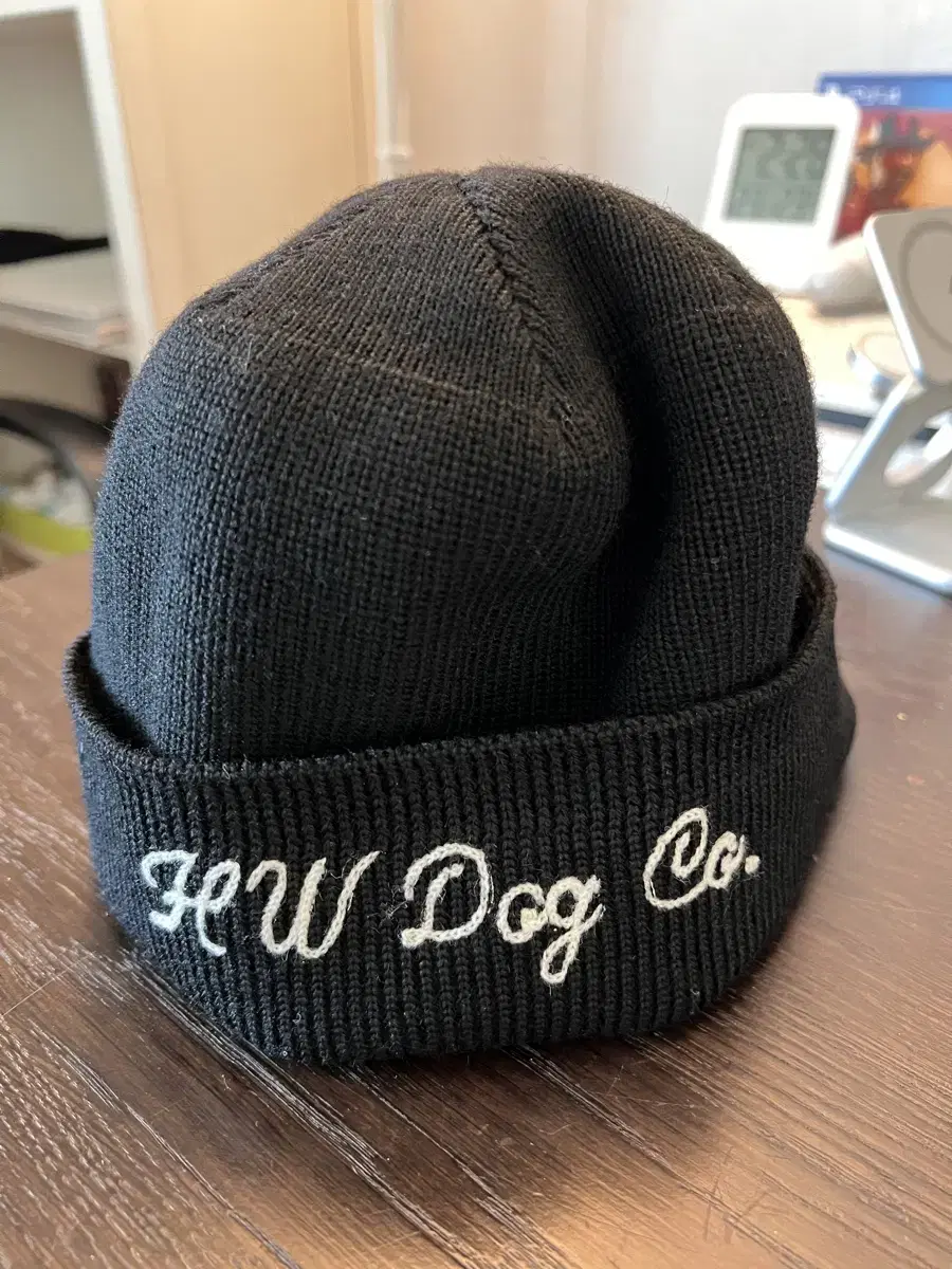 THE H.W. DOG & CO. 비니